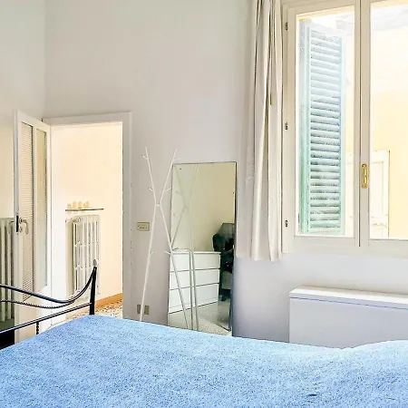 San Felice, By Short Holidays Apartment *